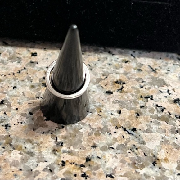 Silver Turquoise Ring (Size 6) New - Picture 2 of 2